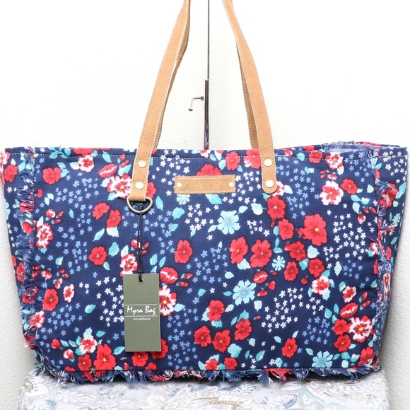 Myra Bag Handbags - NWT Myra Bag FLAMBAE Weekender Bag XL Women Bag
